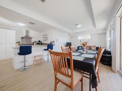 7/27 Stroud Street, Beachlands WA 6530