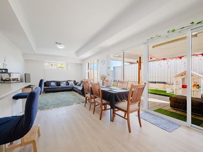 7/27 Stroud Street, Beachlands WA 6530