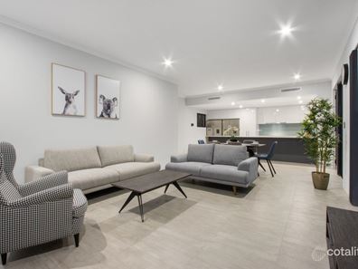 1/89 Fairway, Crawley WA 6009