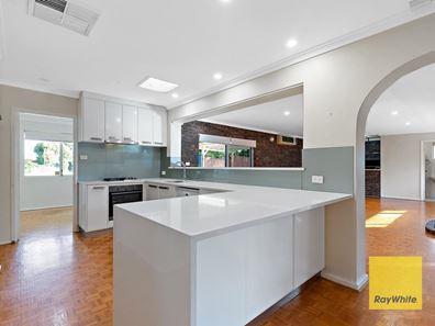 17 Earls Court, Thornlie WA 6108