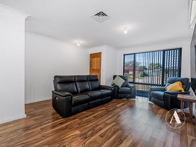123 Girraween Street, Armadale WA 6112