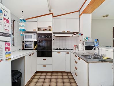 9 Damerham Road, Armadale WA 6112