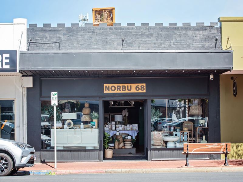 Retail - Style. Scent. Inspiration.