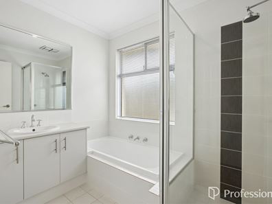 37B Gordin Way, Byford WA 6122