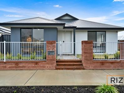 57 Forever Boulevard, Banksia Grove WA 6031