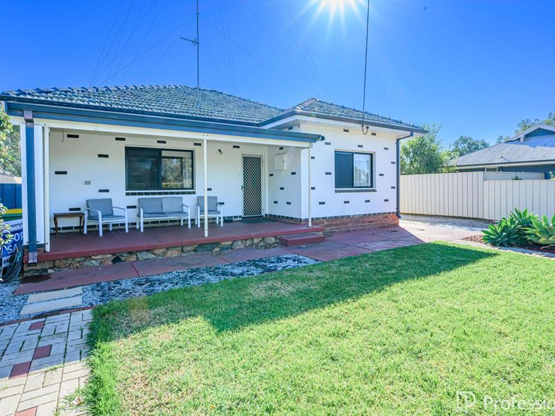 4 Forrest Street, Northam WA 6401