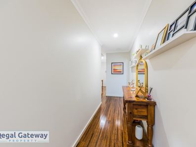 4 Magnetic Way, Wandi WA 6167