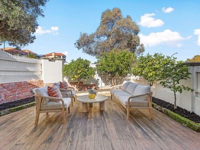 1 Travancore Avenue, Maylands WA 6051