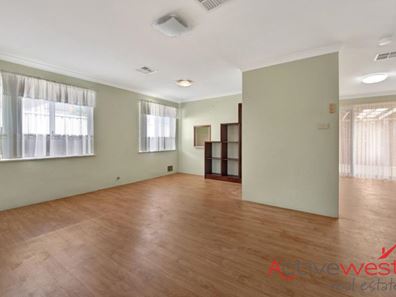 1/27 Fuller Street, Bluff Point WA 6530