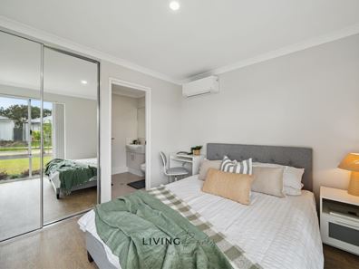 Room/1  23 Hester Road, Wellard WA 6170
