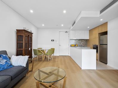 109/2 Milyarm Rise, Swanbourne WA 6010