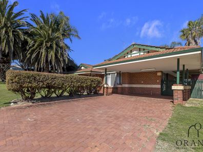 8 Gannet Rise, Halls Head WA 6210
