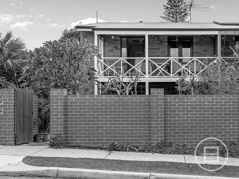 1/3 Swanbourne Street, Fremantle