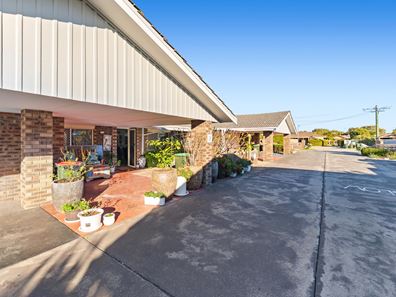 3/6 Merope Close, Rockingham WA 6168