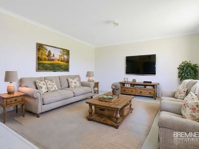 27 Minstrell Road, Bertram WA 6167