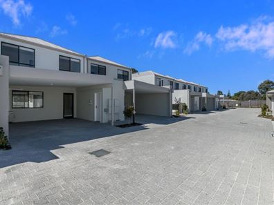 87 Strive Loop, Girrawheen WA 6064