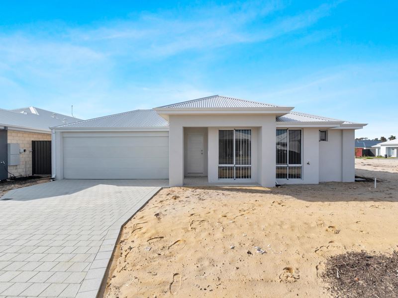 10 Carbine Way, Lakelands