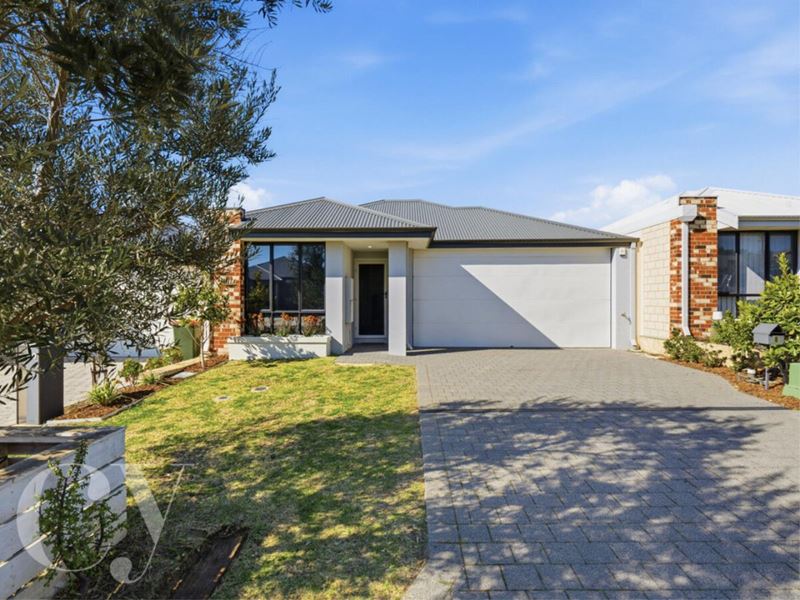 8 Jennings Street, Hammond Park WA 6164