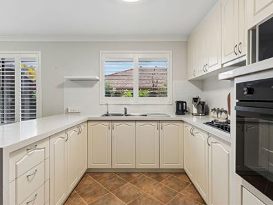 15 Leopold Turn, Ellenbrook WA 6069