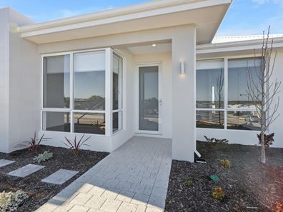 2 Rivermouth Approach, Two Rocks WA 6037