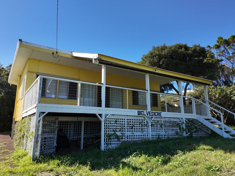 5 Whitfield  Street, Guilderton WA 6041