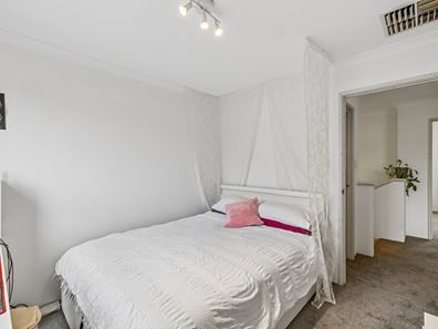 22/22 Gochean Avenue, Bentley WA 6102