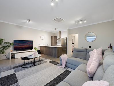 65A Eastwall Parkway, Butler WA 6036