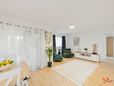 10/14 Canham Way, Orelia WA 6167