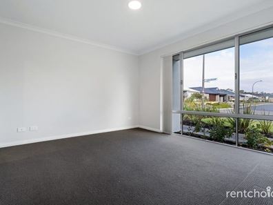 32 Hurlingham Loop, Meadow Springs WA 6210