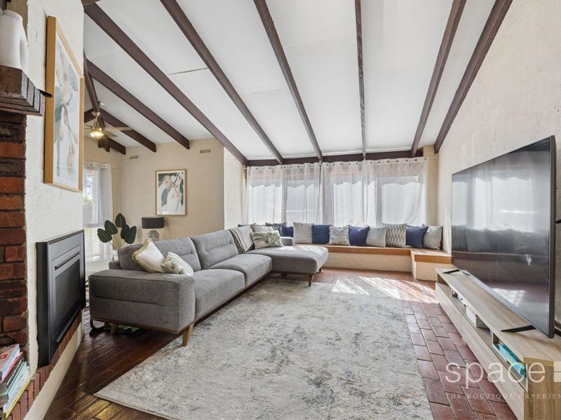 37 Sudbury Way, City Beach WA 6015