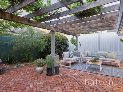42 Lisle Street, Mount Claremont WA 6010