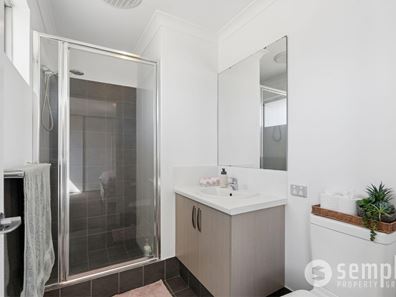 1A Poso Place, Atwell WA 6164