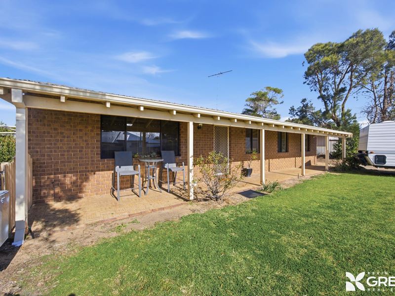 1 Volga Place, Greenfields WA 6210