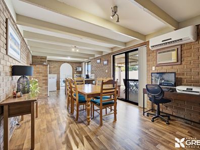 1 Volga Place, Greenfields WA 6210