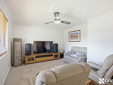 1 Volga Place, Greenfields WA 6210