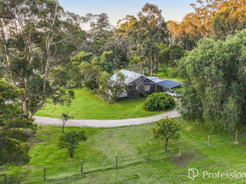 15 Karak Close, Jarrahdale WA 6124