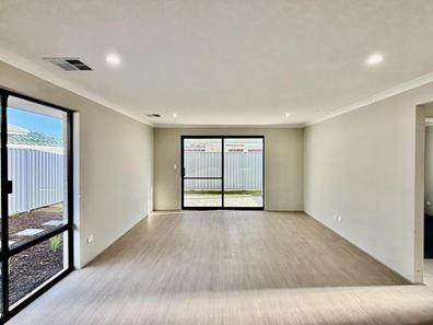 24 Stableford Loop, Yanchep WA 6035