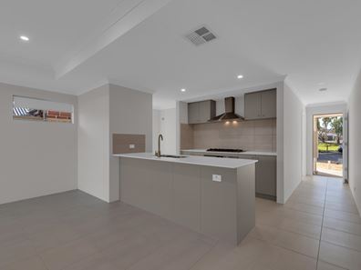 35 Blueberry Loop, Byford WA 6122