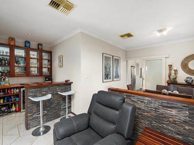17 Smythe Crescent, South Bunbury WA 6230