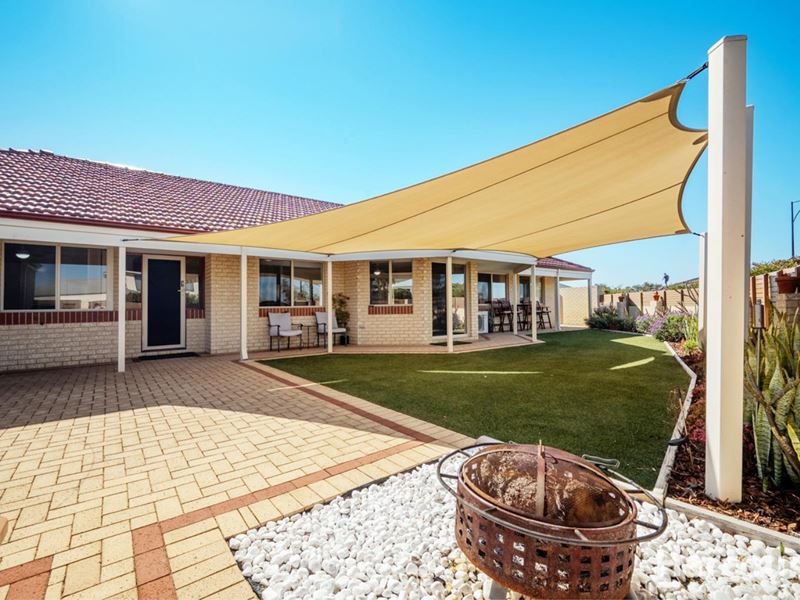 25 Bardeen Pass, Carramar WA 6031