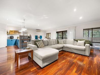 59 Garland Road, Roleystone WA 6111