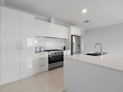 3 Lindley Grange, Aveley WA 6069