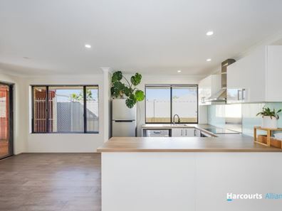 33 Lynas Way, Quinns Rocks WA 6030