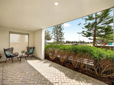 2/14 Keel Lane, Alkimos WA 6038