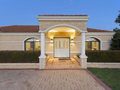45 Whitecliffe Square, Iluka WA 6028