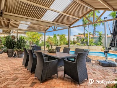 2 Wodgina Place, Kingsley WA 6026