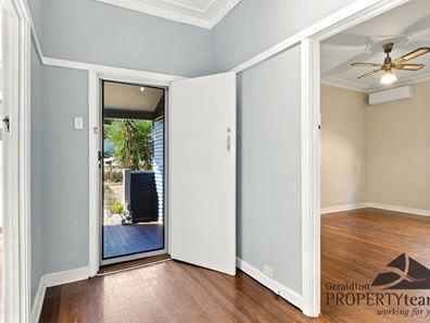 18 Elizabeth Street, Geraldton WA 6530