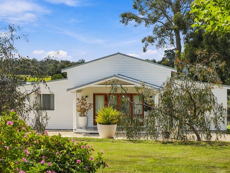 7 Stonehaven Grove, Bridgetown