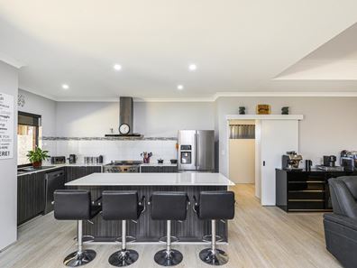 30 Fuschia Drive, Bindoon WA 6502