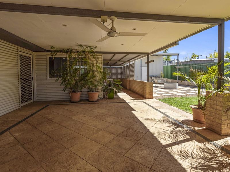 25 Fitzhardinge Street, Exmouth WA 6707